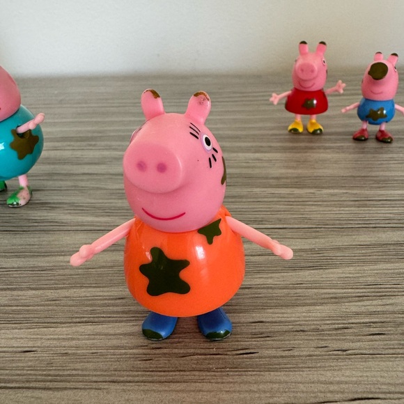 Peppa pig toys - Picture 3 of 5